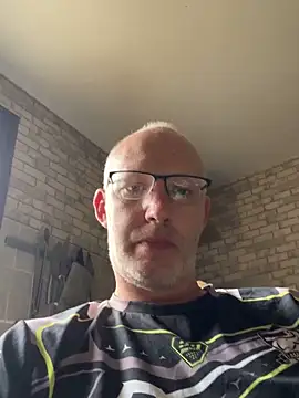 Cedric7653 online show from 05/31/26, 07:48