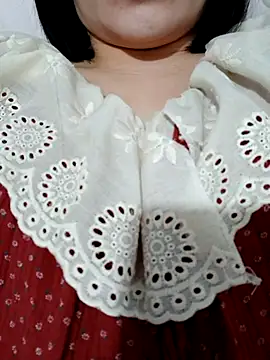 Snapshot of Mina-02 chatting on 11/20/25, 06:24 Mina-02 online show from 11/20/25, 06:24