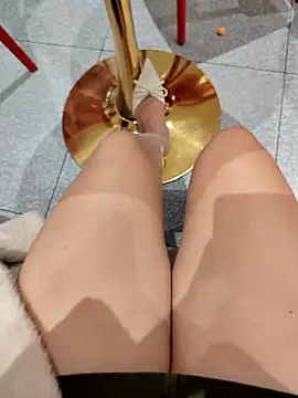 Mina-02 online show from 01/10/26, 07:54