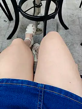 Mina-02 online show from 03/25/26, 08:20