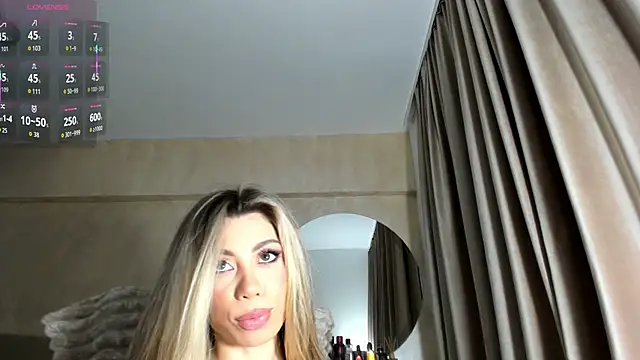 Snapshot of KaylaBenz chatting on 11/05/25, 08:20 KaylaBenz online show from 11/05/25, 08:20