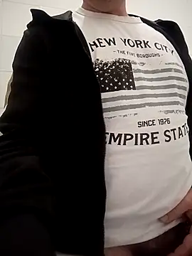 Romaeterna  online show from 10/31/25, 07:48