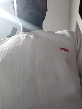 nick2445 online show from 12/16/25, 07:19