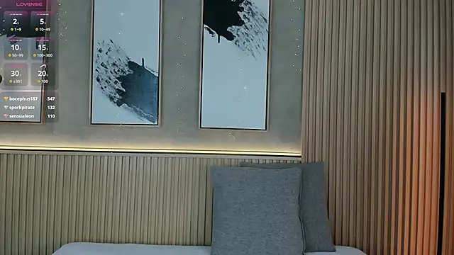 Lily Vale online show from 11/30/25, 07:18