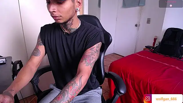 Snapshot of nathan_aress6666 chatting on 05/27/26, 07:55 nathan aress6666 online show from 05/27/26, 07:55