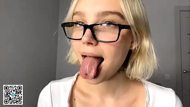 MelodyImam online show from 11/19/25, 02:50