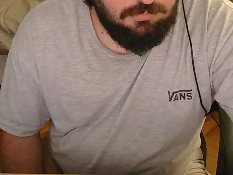 Snapshot of moneyman_11 chatting on 06/26/26, 04:11 moneyman 11 online show from 06/26/26, 04:11