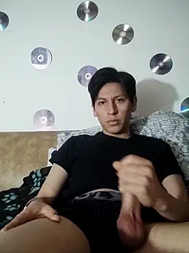 Snapshot of Carriata_larry chatting on 10/27/25, 03:32 Carriata larry online show from 10/27/25, 03:32