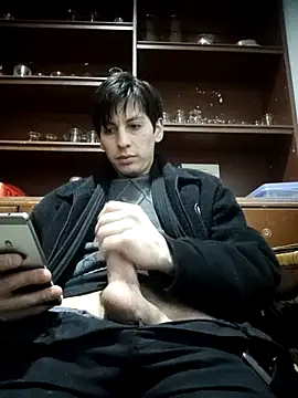 Snapshot of Carriata_larry chatting on 11/04/25, 04:33 Carriata larry online show from 11/04/25, 04:33