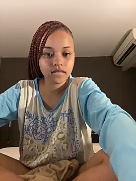 Snapshot of guinness_cp chatting on 11/23/25, 04:23 guinness cp online show from 11/23/25, 04:23