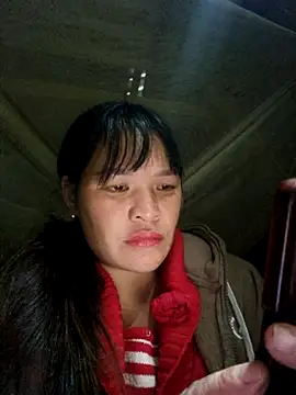 chipu06 online show from 11/19/25, 02:22