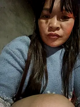 Snapshot of chipu06 chatting on 12/16/25, 11:37 chipu06 online show from 12/16/25, 11:37