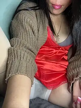 Snapshot of Winny-sexy chatting on 11/20/25, 12:49 Winny-sexy online show from 11/20/25, 12:49