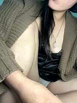 Snapshot of Winny-sexy chatting on 11/21/25, 07:29 Winny-sexy online show from 11/21/25, 07:29