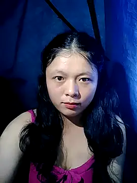 lisa-bae00 online show from 11/10/25, 10:14