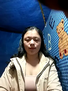 lisa-bae00 online show from 11/20/25, 10:15