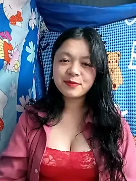 lisa-bae00 online show from 02/11/26, 12:32