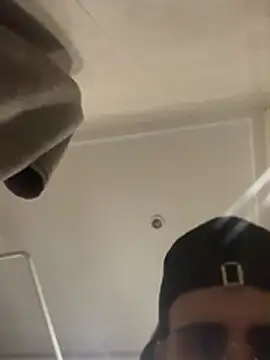 Snapshot of Paapii1098 chatting on 03/08/26, 08:45 Paapii1098 online show from 03/08/26, 08:45