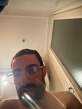 Snapshot of Paapii1098 chatting on 03/18/26, 10:13 Paapii1098 online show from 03/18/26, 10:13