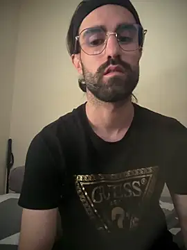 Snapshot of Paapii1098 chatting on 04/13/26, 04:01 Paapii1098 online show from 04/13/26, 04:01