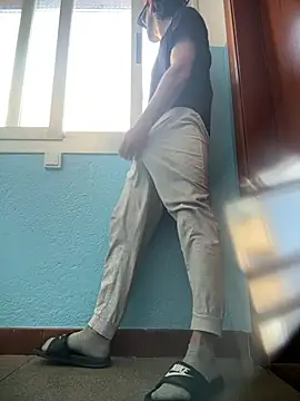 Snapshot of Paapii1098 chatting on 04/18/26, 01:15 Paapii1098 online show from 04/18/26, 01:15