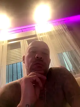 gitanoMad online show from 11/23/25, 11:48