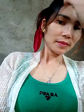 Bear bear0 online show from 12/16/25, 03:44