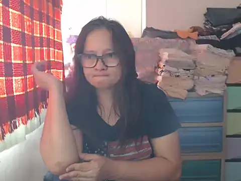 Kinkybela2025 online show from 02/25/26, 12:20