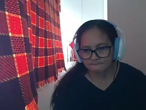 Kinkybela2025 online show from 05/19/26, 12:27