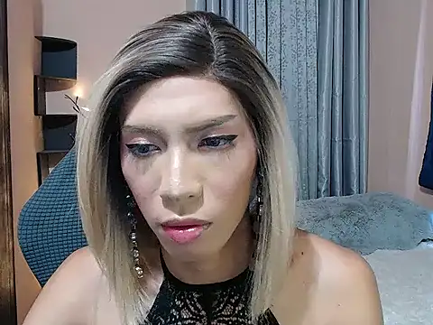 Snapshot of VictoriaAsianMistress chatting on 11/29/25, 12:02 VictoriaAsianMistress online show from 11/29/25, 12:02