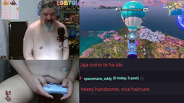 Snapshot of geekycastillo chatting on 04/10/26, 03:45 geekycastillo online show from 04/10/26, 03:45