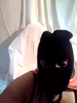 portuguesacasada online show from 10/27/25, 08:51