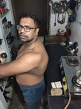 Snapshot of Siranjeevishiva chatting on 12/04/25, 06:05 Siranjeevishiva online show from 12/04/25, 06:05