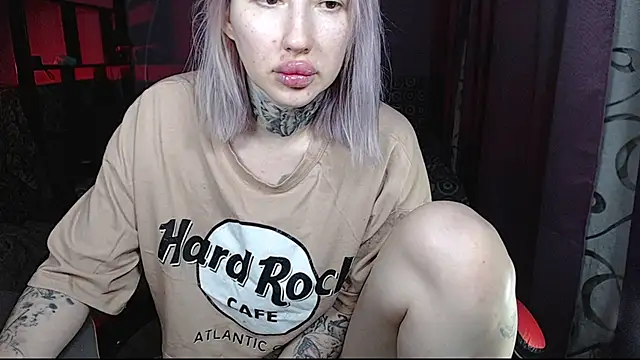 Snapshot of AuroraKeepFuck chatting on 12/14/25, 08:13 AuroraKeepFuck online show from 12/14/25, 08:13