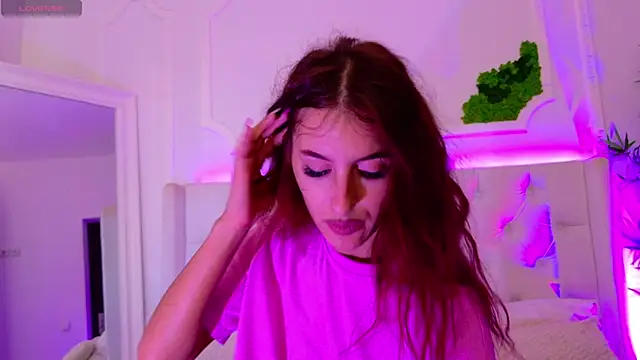 ElisaCharm online show from 07/07/26, 04:04
