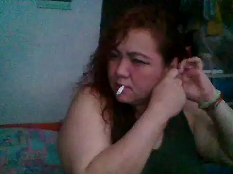 H2ooowIzee22 online show from 10/26/25, 07:47