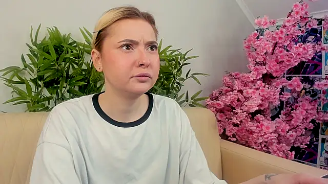 LaylaCookies online show from 10/24/25, 10:11