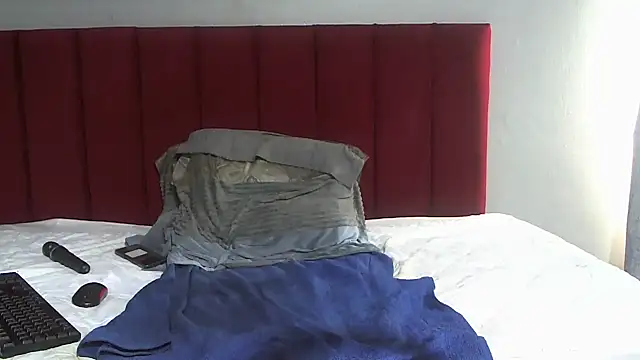 Snapshot of boldiva89 chatting on 04/16/26, 07:09 boldiva89 online show from 04/16/26, 07:09