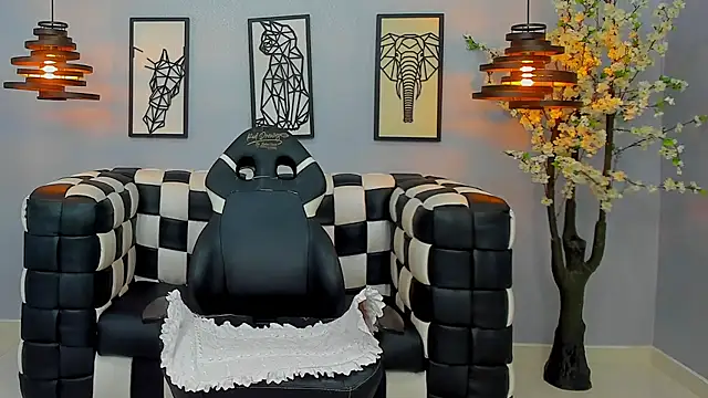 Bianca Millf online show from 04/13/26, 04:07