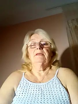 AmyLove353 online show from 10/25/25, 09:09