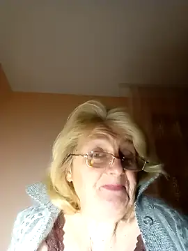 AmyLove353 online show from 11/08/25, 09:24