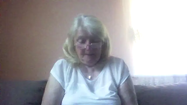 AmyLove353 online show from 05/20/26, 03:34