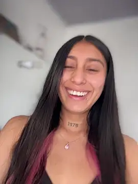 Violeet-Smith online show from 03/21/26, 03:15