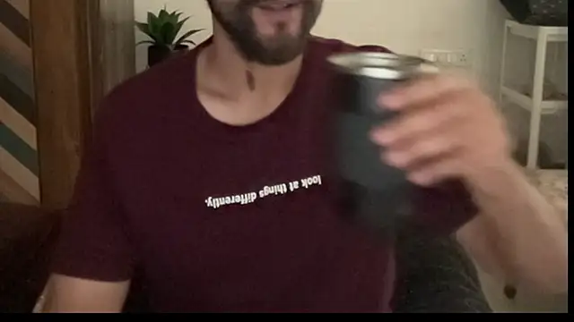 MakeMeAwareAah online show from 12/19/25, 06:09