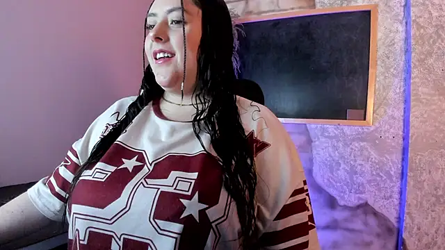 Snapshot of Danna_piink_ chatting on 04/01/26, 11:11 Danna piink online show from 04/01/26, 11:11