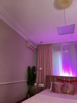 HugeBoobsAlice online show from 11/23/25, 01:11