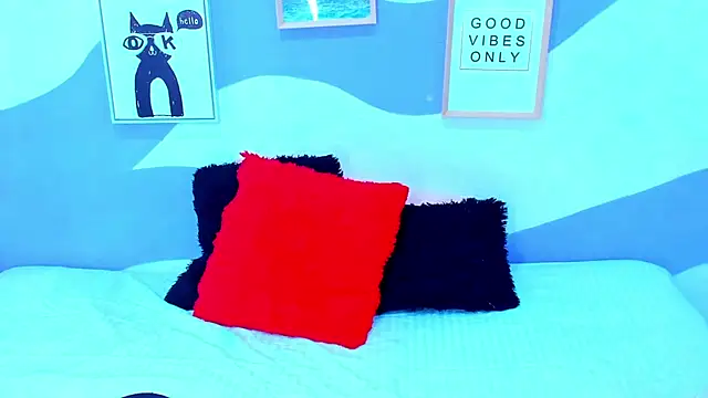 VIOLETA-28 online show from 11/28/25, 01:36