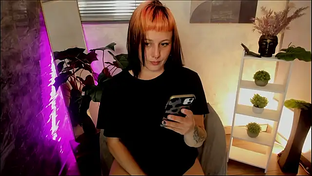 camilaa lux online show from 03/10/26, 02:11