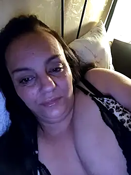 karina katy online show from 10/22/25, 05:08