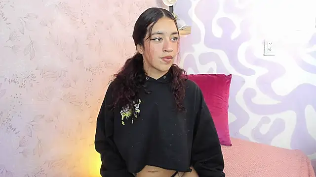 mia scarlett7 online show from 04/25/26, 01:41